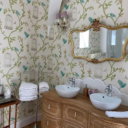 Aristide Oda ve Kahvaltı 3*