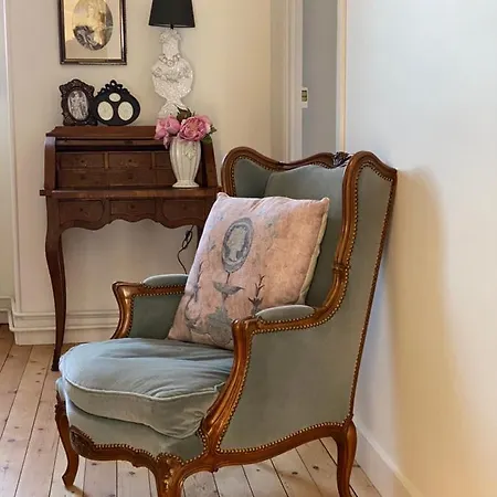 Aristide Oda ve Kahvaltı