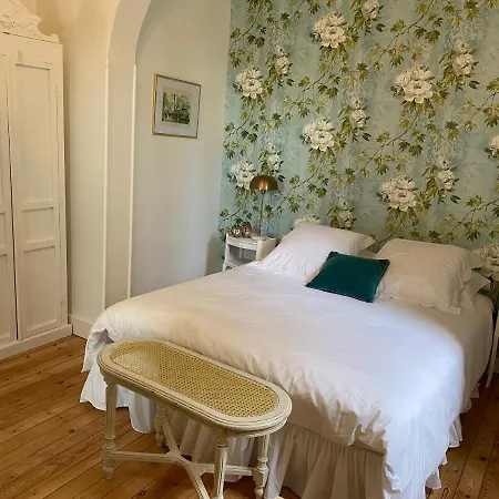 Aristide Oda ve Kahvaltı Bergerac